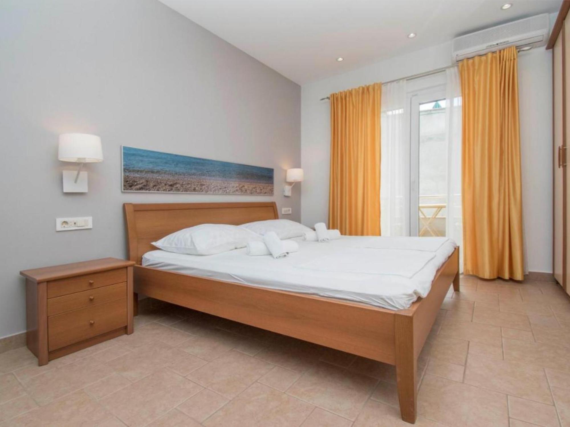 Apartments Antonio Tucepi Bilik gambar