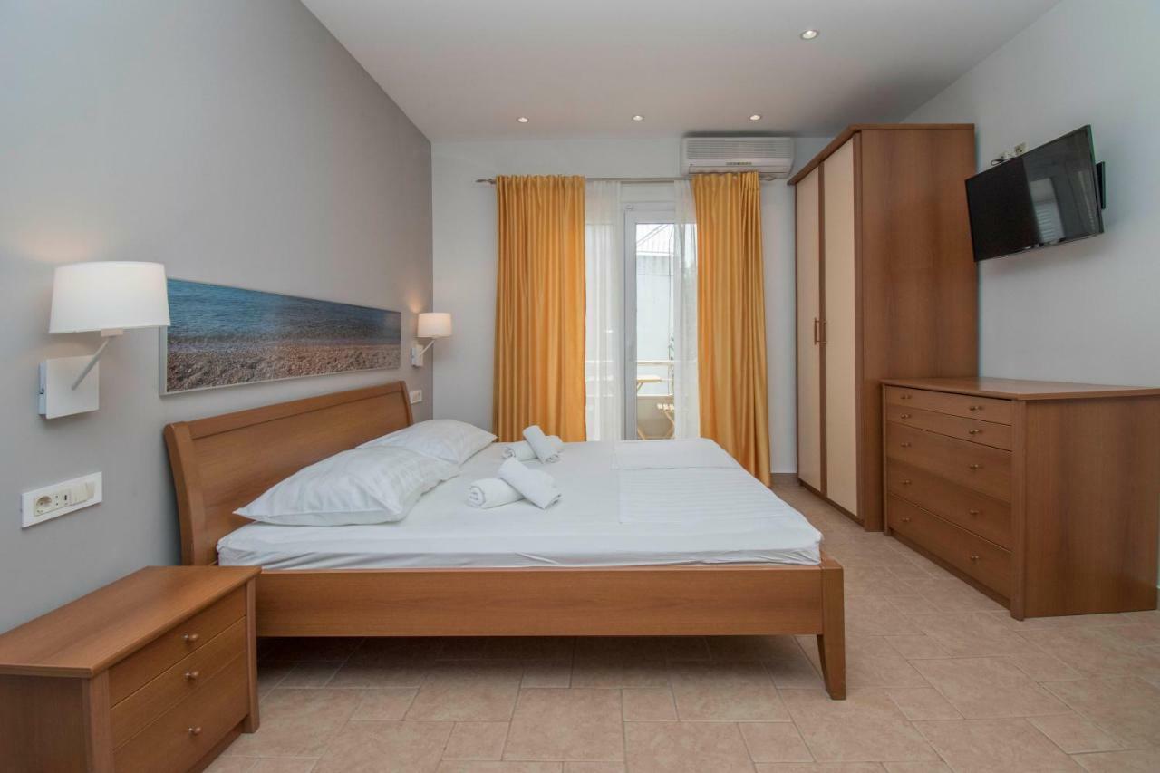 Apartments Antonio Tucepi Luaran gambar